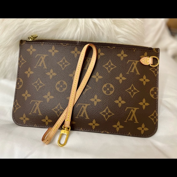 Louis Vuitton Wristlet - Picture 1 of 6